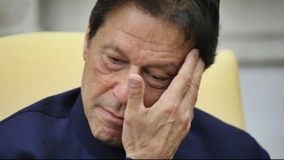 तोशाखाना केस: पाकिस्तान के पूर्व प्रधानमंत्री इमरान खान दोषी करार, कोर्ट ने सुनाई तीन साल की सजा, लाहौर से गिरफ्तार