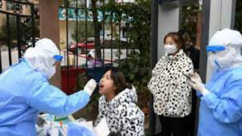 चीन में कोरोना संक्रमण की रफ्तार थमने का नाम नहीं, भारत ने शंघाई में बंद की कांसुलर सेवाएं