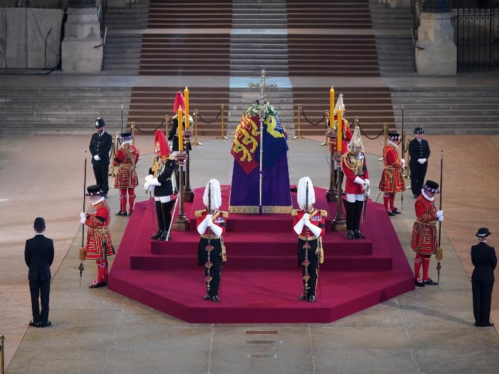आज होगा ब्रिटेन की महारानी एलिजाबेथ द्वितीय का अंतिम संस्कार