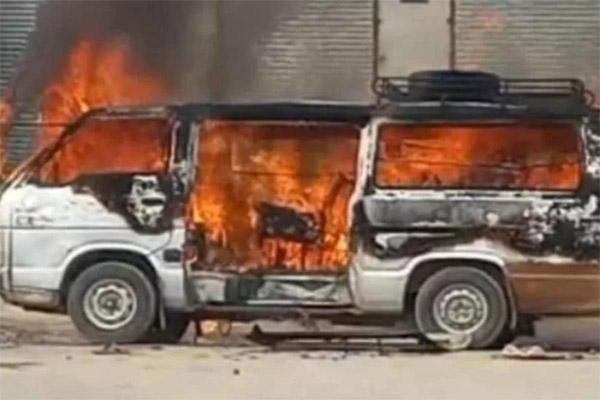 पाकिस्तान: यात्री वैन में लगे गैस सिलेंडर में रिसाव से विस्फोट, 7 लोगों मौत- 14 घायल